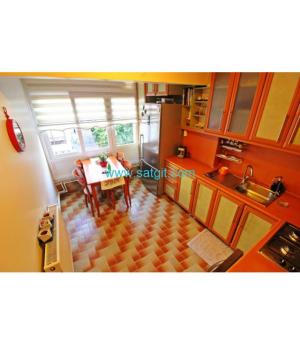 Home Vizyon'dan Bahçelievler Kocasinan Satılık Site İçinde 2+1 Daire.