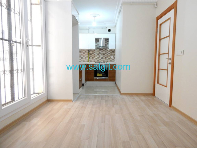 Home Vizyon'dan Bahçelievler Soğanlı Bahçeli Lüx 2+1 .