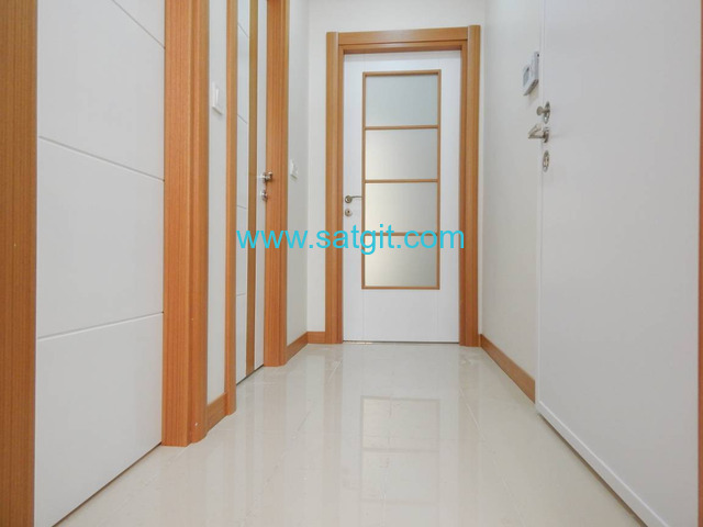 Home Vizyon'dan Bahçelievler Soğanlı Bahçeli Lüx 2+1 .